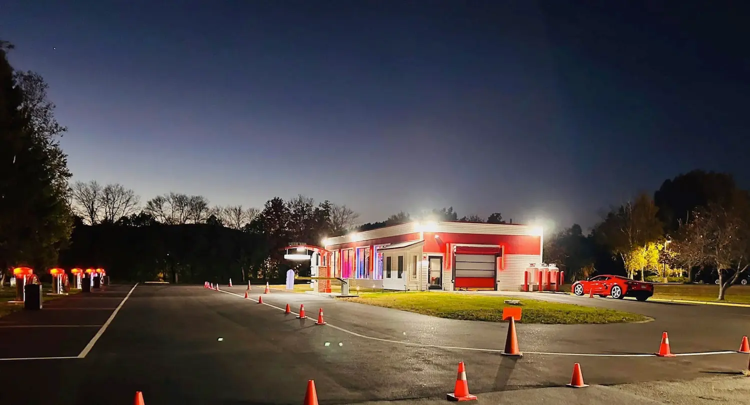 Lady rich car wash after